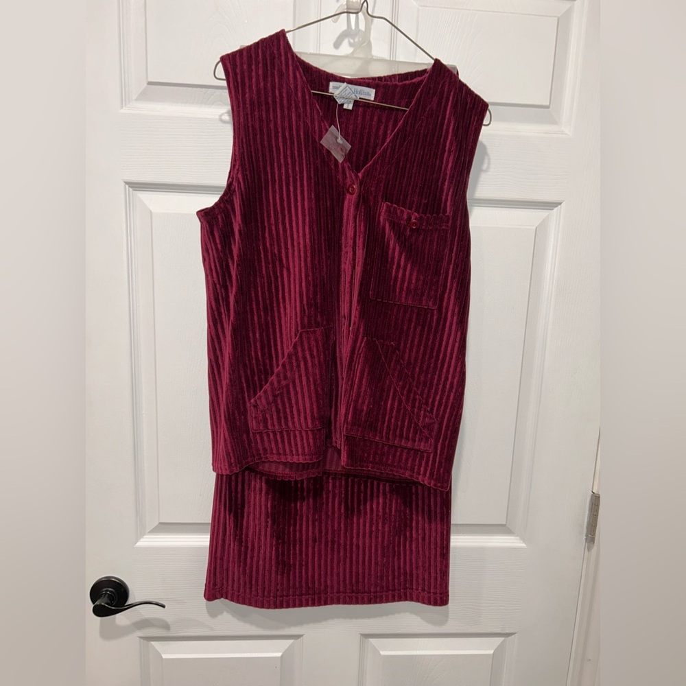 David Hollis Womens Small 2 Pc Skirt Set Burgundy‎ Ribbed Velvet NWT